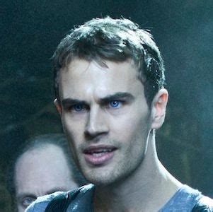 'Divergent's' Theo James to Star in 'Underworld 5'