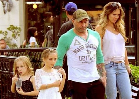 Jessica Rogan: Facts about Joe Rogan Wife, Children, Net Worth, Age ...