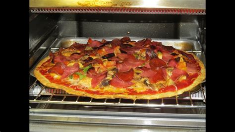 How to Make a Pizza in the Toaster Oven-Easy Recipe - YouTube