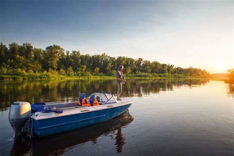 The Most Popular Types of Lake Boats