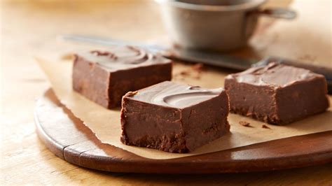 Rich Cocoa Fudge Recipe | HERSHEY'S