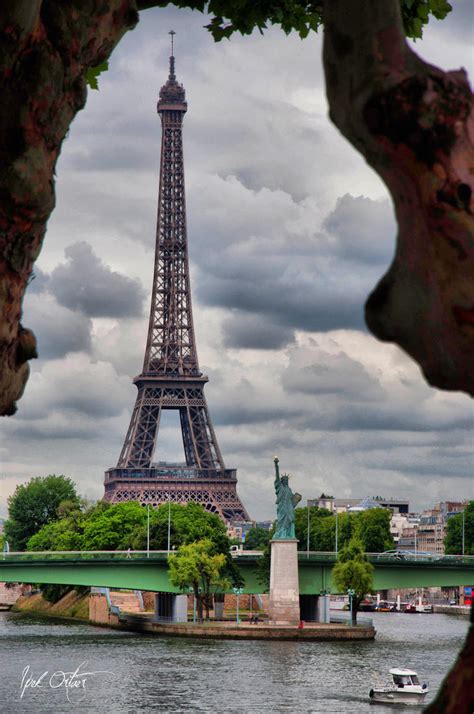 Eiffel Tower and Statue of Liberty by SoundOfSilence87 on DeviantArt