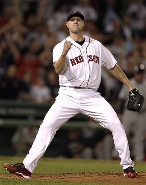 Report: Red Sox closer Jonathan Papelbon in contract talks with Phillies - masslive.com