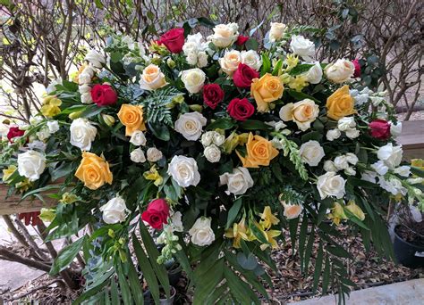 Yellow Red White Roses Garden | Flora Funeral (Flowers Are Happy)