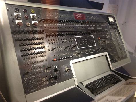 UNIVAC I: World's first commercial computer unveiled 70 years ago [photos]