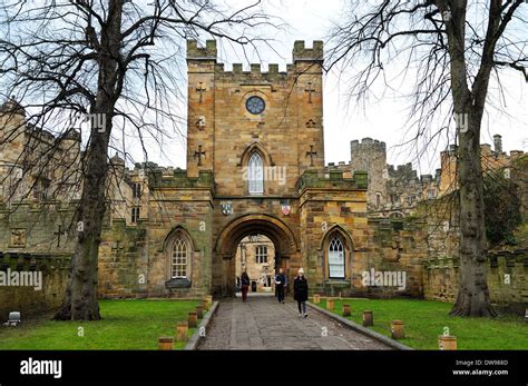 Entrance to Durham Castle (University College Durham) County Durham Stock Photo: 67201581 - Alamy