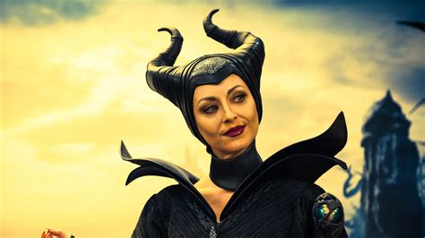 Maleficent 2014 HD movie wallpapers #15 - 1366x768 Wallpaper Download ...