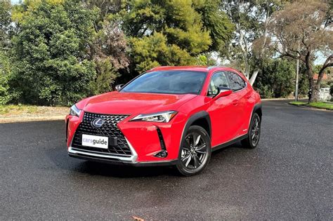 Lexus UX 2022 review: UX200 and UX250h long-term - Q2, X1, and GLA competitor in for the long ...