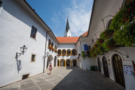 Visit And Explore the Medieval Old Town of Radovljica, Slovenia