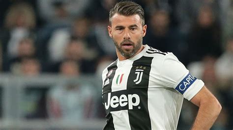 Andrea Barzagli announces retirement: Juventus stalwart approaching ...