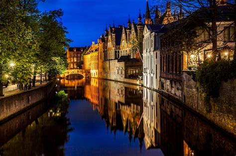 Premium Photo | Night view of bruges city, belgium, nightshot of brugge ...