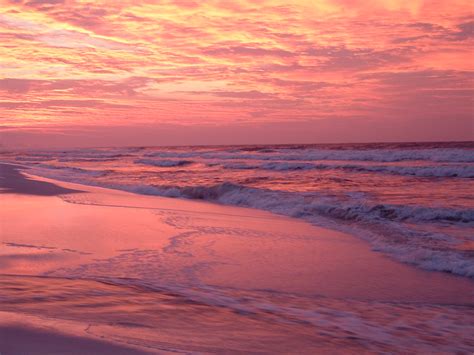 Beach Sunrise | Wish I was here! I loved those early morning… | Flickr
