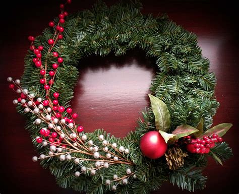 Christmas Wreaths Wallpapers - Wallpaper Cave