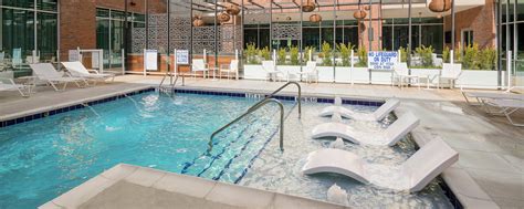 Gyms in Downtown Greenville | Hotels with pools in downtown Greenville, SC