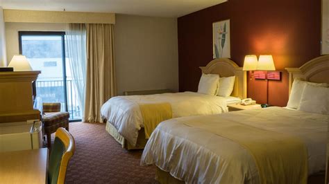 Discount Coupon for Ambassador Inn & Suites in Middletown, Rhode Island - Save Money!