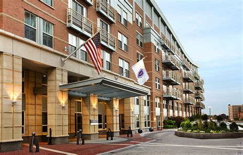 About Us | Battery Wharf Hotel in Boston, MA