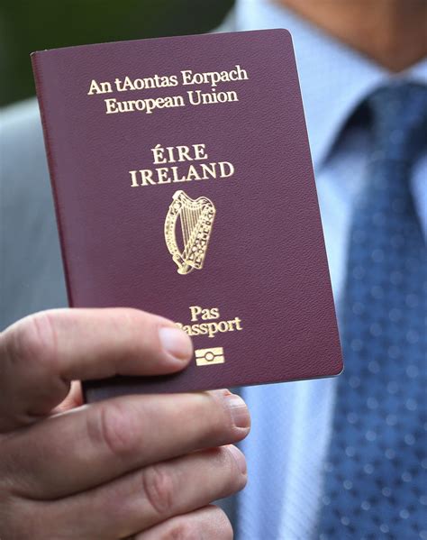 How do I apply for an Irish passport in the UK? | IAS Ireland