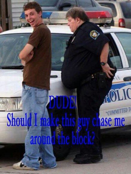 Funny Facebook Status: Cop chasing me funny facebook status update