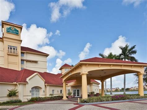 La Quinta Fort Lauderdale Airport | Budget Accommodation Deals and Offers Book Now!