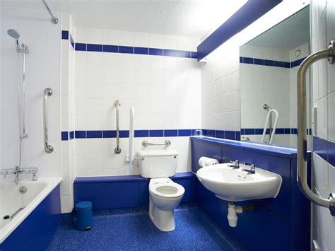 Travelodge Windsor Central | London 2021 UPDATED DEALS £45, HD Photos ...