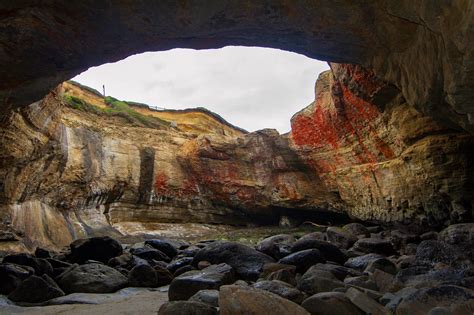 Your Guide to Devils Punchbowl State Natural Area in Oregon