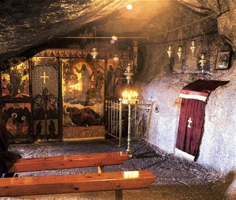 Cave of the Apocalypse on Patmos | protothemanews.com