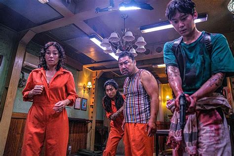 'Project Wolf Hunting' Review: South Korean Thriller Is A Campy Delight That Overstays Its Welcome