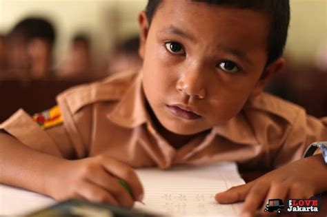 A Visit to Bantar Gebang Landfill School, Bekasi | We Love Jakarta