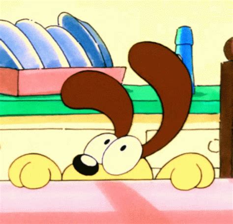 Peeking Odie GIF - Peeking Odie Garfield - Discover & Share GIFs