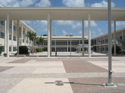 New Riverview High School - Sarasota, Florida