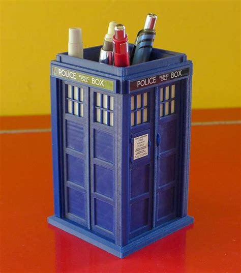 The Doctor Who 3D Printed TARDIS Model Kit Serves as a Pen Holder ...