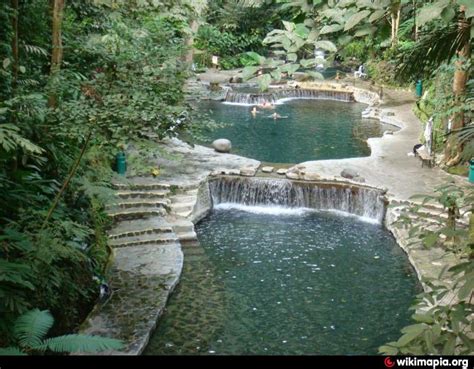 Hidden Valley Springs Resort - Calauan