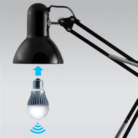 LIFX Light Bulb Controlled by Smartphones | Gadgetsin