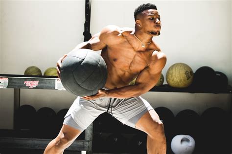 Giants' Saquon Barkley is ripped, shredded and rare