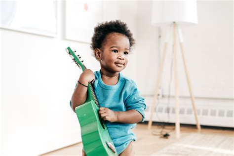 Why introduce music to babies and toddlers? - KIDDO Mag