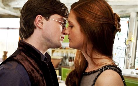 Harry Potter Ginny Kiss Deathly Hallows 2 Wallpapers | HD Wallpapers | ID #9641