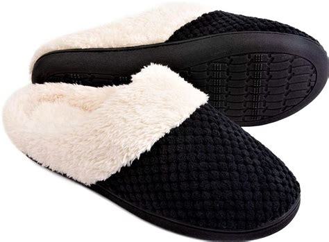 10 Best Slippers for Sweaty Feet (Men & Women) » 2025 Fashion