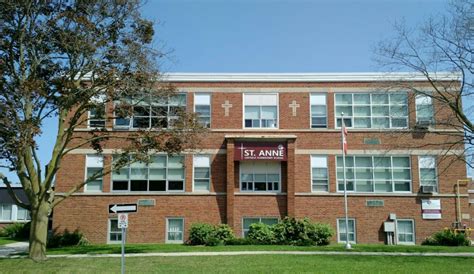 School Life – St. Anne – Kitchener