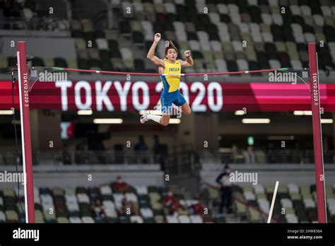 Mondo Duplantis participating in the Tokyo 2020 Olympics in the pole ...