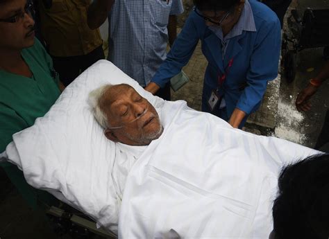 Former West Bengal CM Buddhadeb Bhattacharya hospitalised - KalingaTV