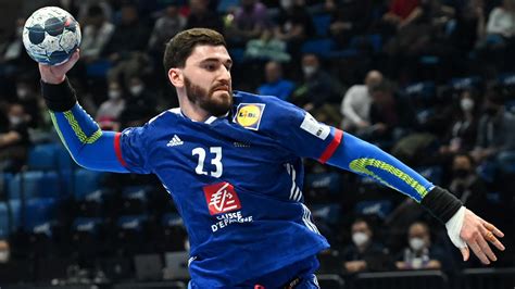 L'équipe de France de handball bat les Pays-Bas (43-32) pour son premier match de préparation au ...