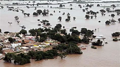 Bihar rivers in spate, 30 blocks affected by floods | India News | Zee News