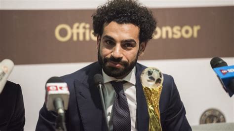 Mo Salah Wins African Player Of The Year, Celebrates By Dancing With ...