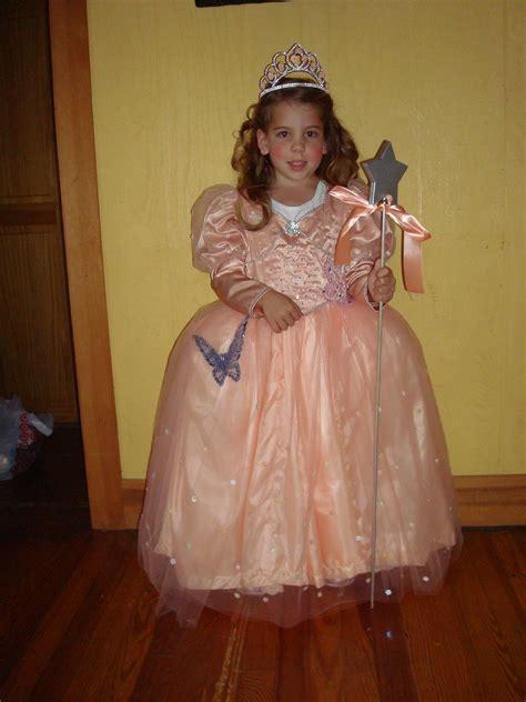 Child's Glinda Costume – Sewing Projects | BurdaStyle.com