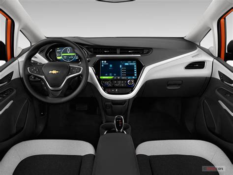 2021 Chevrolet Bolt: 102 Interior Photos | U.S. News & World Report