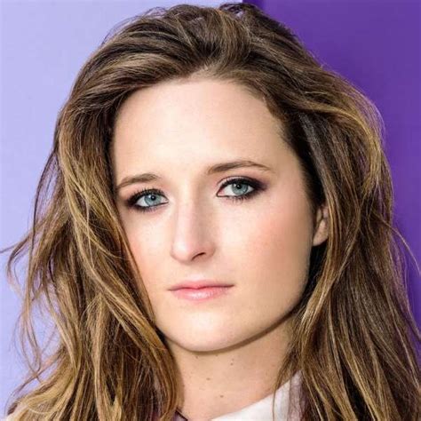 Grace Gummer - Age, Birthday, Biography, Movies, Family & Facts | HowOld.co