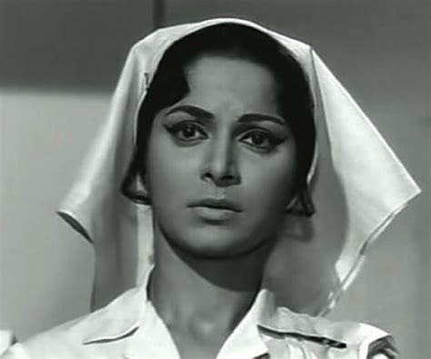 Waheeda Rehman Biography - Childhood, Life Achievements & Timeline