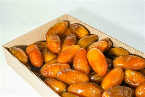 Fresh ripe yellow dates, fresh dates ruthob isolated on white background 23742116 Stock Photo at ...