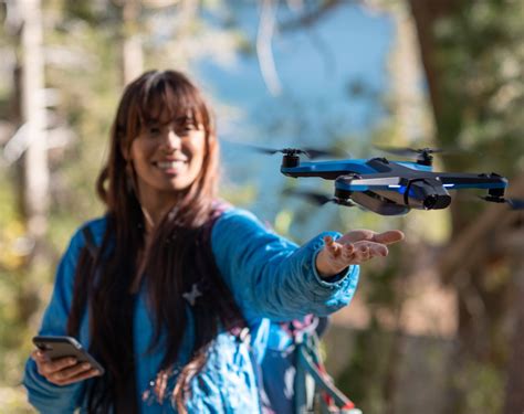 Autonomous Skydio 2 Drone Can Track Multiple People at Once - The Flighter