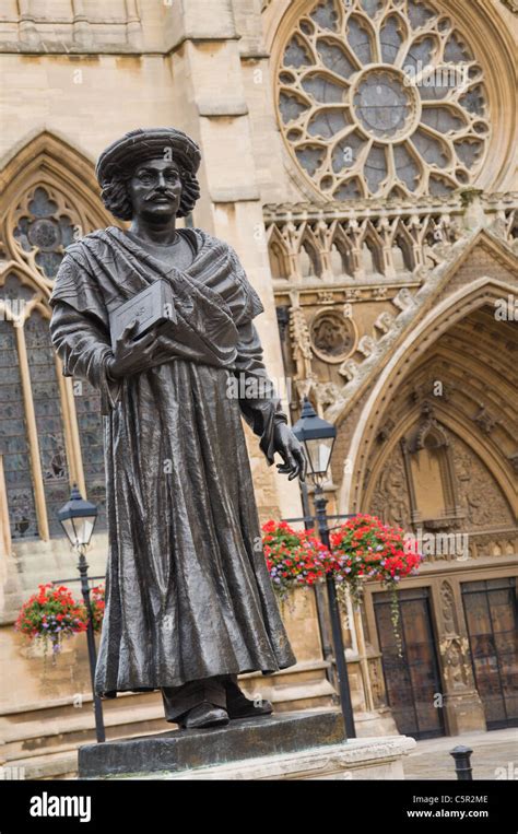 Statue of Raja Ram Mohan Roy outside Bristol Cathedral, Bristol, England Stock Photo - Alamy